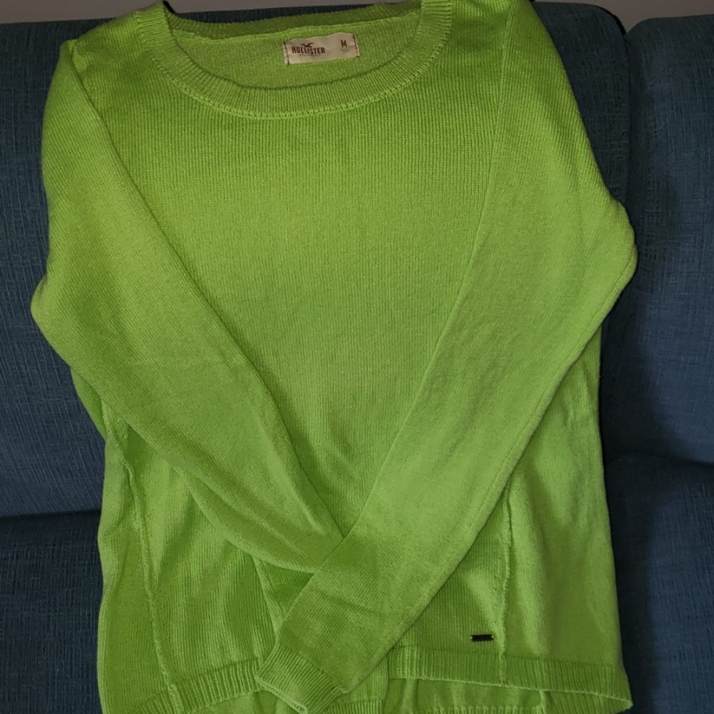 Beautiful Hollister Sweater